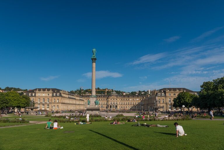 Ga je naar Stuttgart? Neem dan tijdens deze maanden je regenjas mee